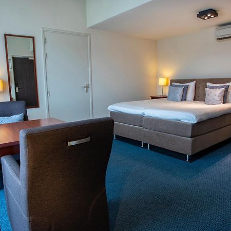 Hotel Greenside Texel De Koog  Bagian luar foto