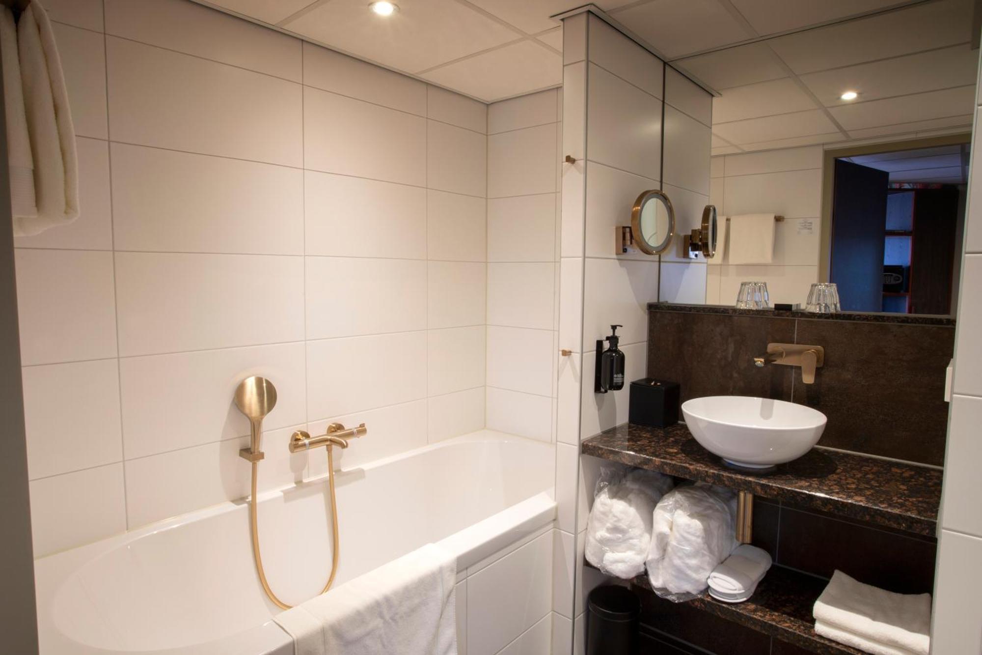 Hotel Greenside Texel De Koog  Bagian luar foto